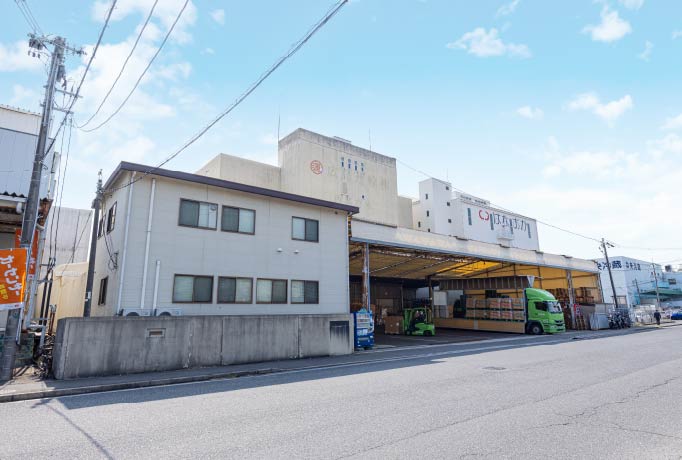 長期保管に対応する地区倉庫の外観